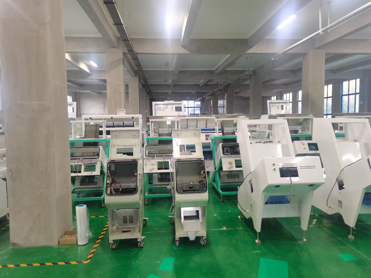 Colour Sorting Equipment Color Sorter for Grains Rgb Colour Sorting Machine
